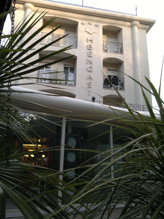 Hotel Bengasi リミニ エクステリア 写真